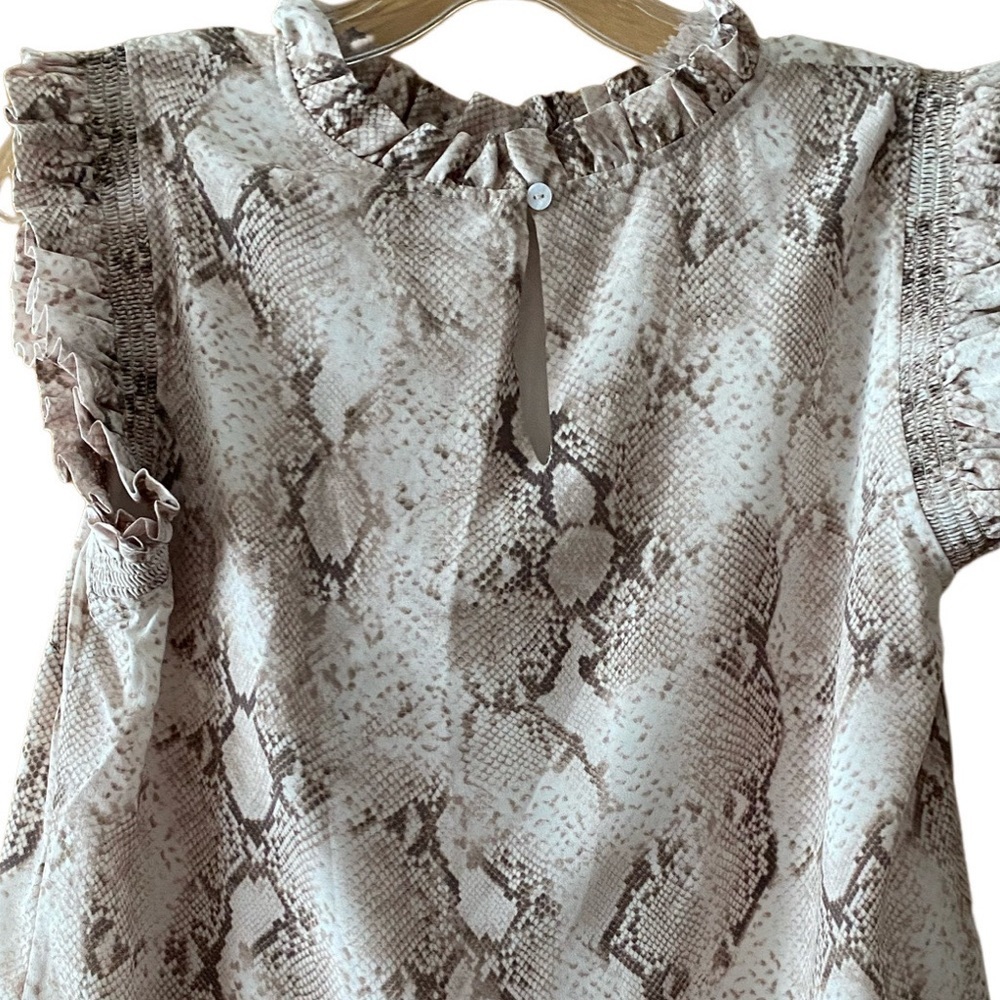NWT Elie Tahari Brown And Tan Snakeskin Print Flutter Sleeve Silk Top - Picture 7 of 10
